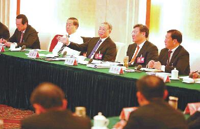 刘家义在参加济南代表团审议时强调 解放思想扎实苦干 努力建好新旧动能转换先行区