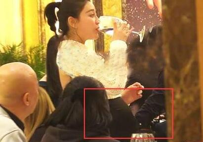 好事将近!曹云金女友怀孕证实了传闻 “林华华”圆挺大肚子十分惹眼