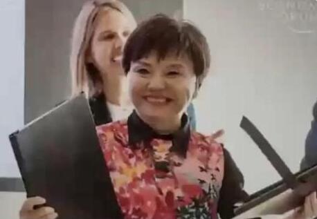 炸锅了!中国女人捐96亿轰动全球 