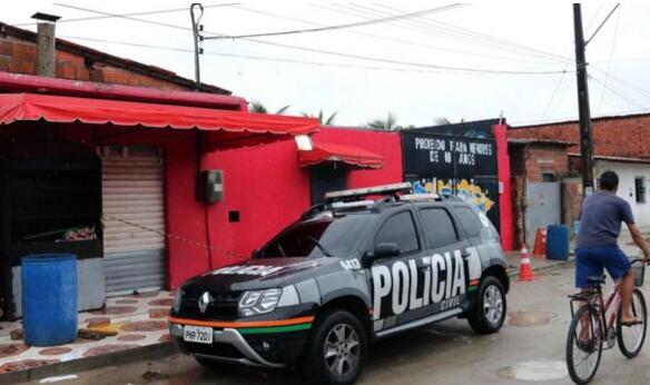 巴西夜总会枪战致14死8伤 当地警方缴获一支涉嫌犯罪的步枪