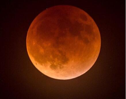红月当空！月全食将现身天宇3个多小时 从
