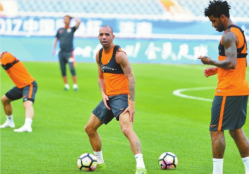 鲁能今日开启海外拉练 全员参加集训 迪拜敲定名单