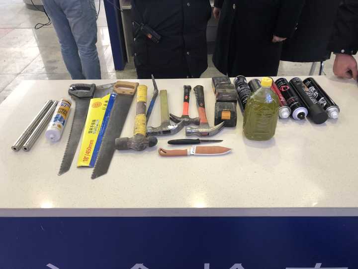 注意了!榴莲、臭豆腐也上火车禁带物品目录