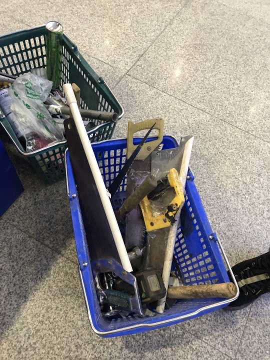 注意了!榴莲、臭豆腐也上火车禁带物品目录