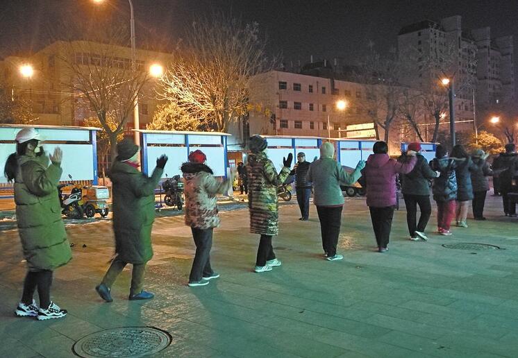 广场舞大喇叭屡治难改居民苦不堪言 基层执法难破困局