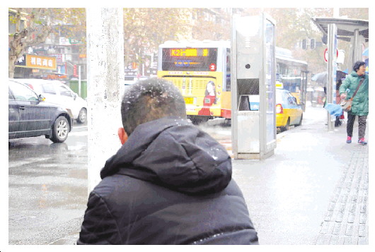 对话反扒民警:屡建奇功 几天没抓贼手心发痒