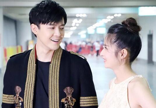 幸福满满!付辛博宣布颖儿产女 2月3日晚生下女儿重六斤一两