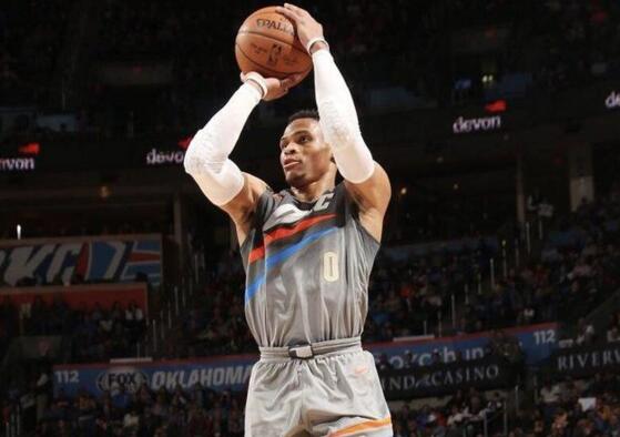 崩盘!雷霆惨遭4连败 威少空砍36+9安东尼仅10分吞绝命大帽