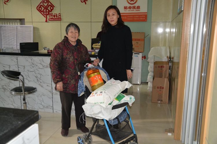 温暖过大年：宝华街街道开展春节前走访活动