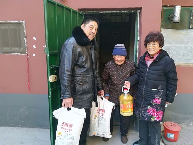 温暖过大年：宝华街街道开展春节前走访活动