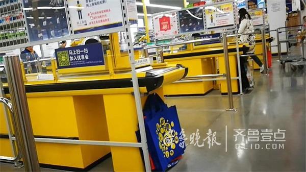 济南普通超市都忙晕了 麦德龙却很冷清