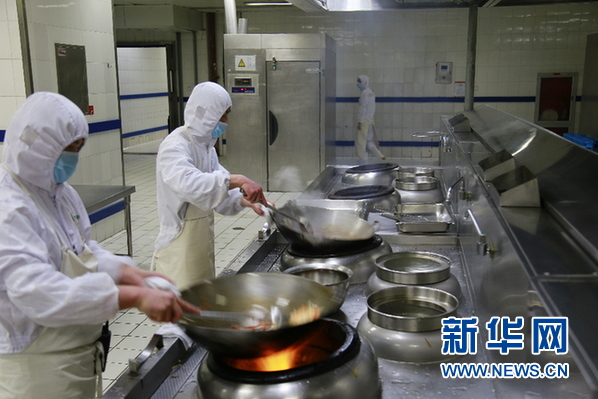 春运高铁推18种套餐 让旅客体验舌尖上的美味