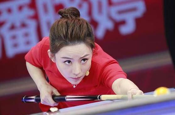 天后共演!潘晓婷金佳映夺冠与金佳映默契十足 神秘人物上台颁奖 