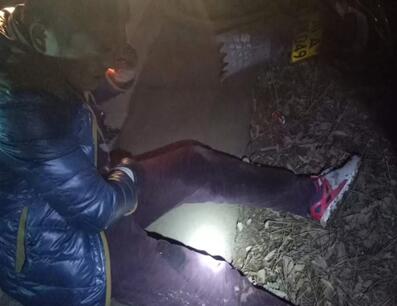 哭笑不得!败光钱谎称被抢 