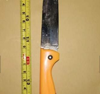 戏精!败光钱谎称被抢 妻管严版抢劫老手为求逼真还捅了自己(图)