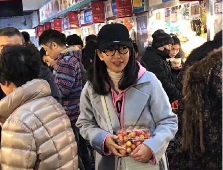 美翻了！李冰冰买菜被偶遇 