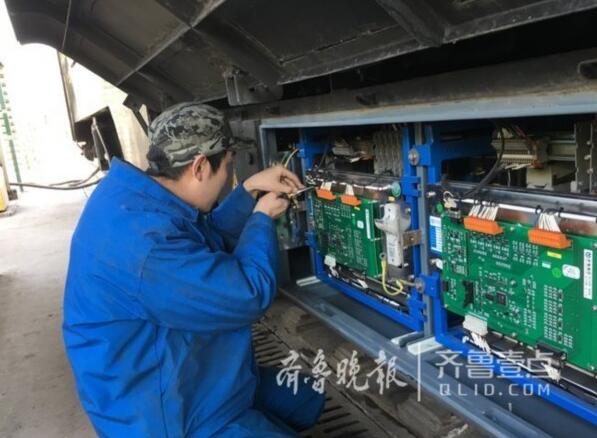 ���϶��г�ҽ��Ϊ�𳵡���ױ�� ÿ��������30����