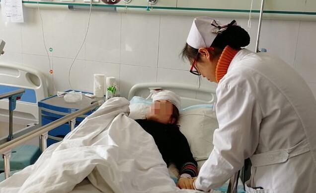 泪目!姐妹赏冰挂出意外致一死一伤 在外务工没想回乡见面竟成永别