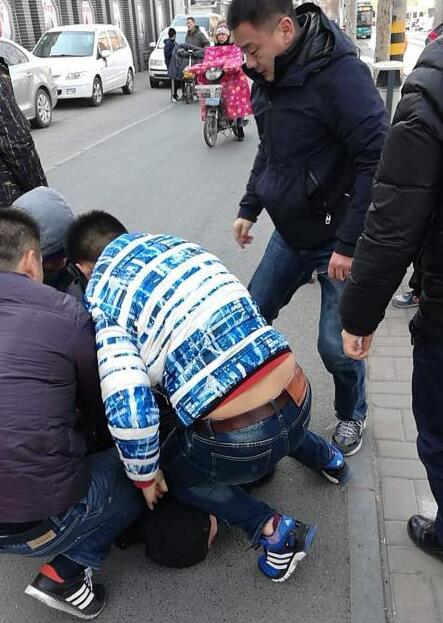 说好的约会竟被打到粉碎性骨折 济南这名市民究竟经历了啥?