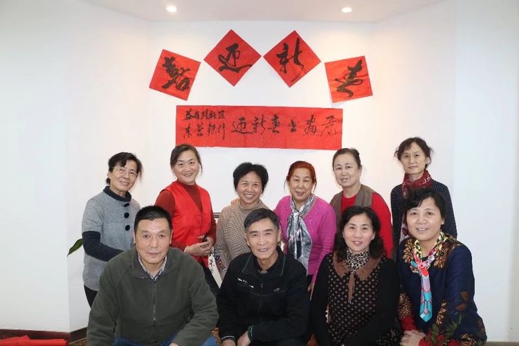 燕山街道益寿路社区举办迎新春书画展