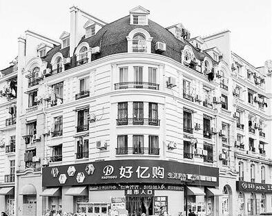 被骗到!小区建成山寨巴黎引争议 法国摄影师拍对比照(组图)