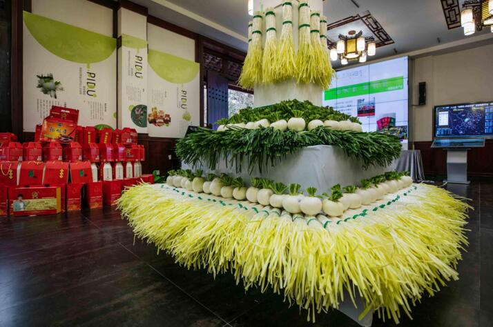 特稿丨变迁，在温暖的目光里发生