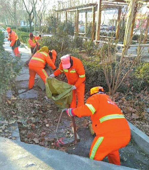 济南城管联合多部门开展“迎新春清洁行动”大检查