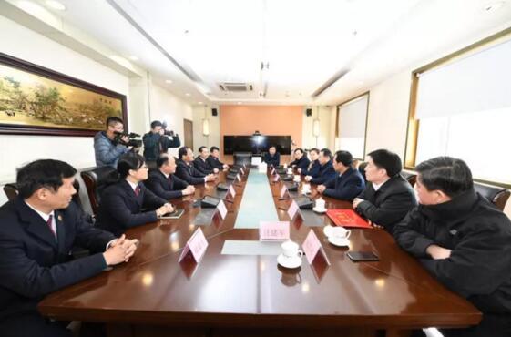 市中区委书记宋永祥、区长韩永军等领导同志到区人民检察院走访慰问