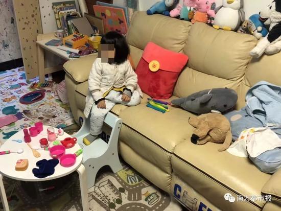 զ���£�����Ȧ����ɳ����Ƭ ը��һ�ѱ��Ʒ�ļҳ�