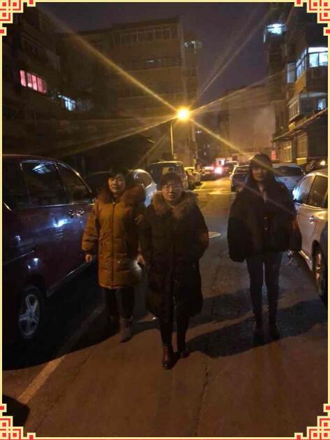 县西巷社区禁燃志愿者先锋队开启春节巡逻行动第一天