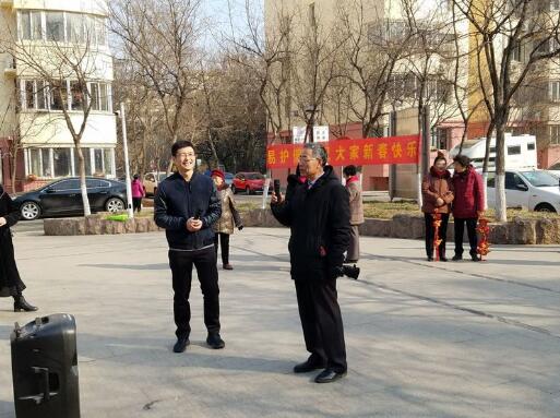 银座花园社区邻里大拜年 趣味互动增进邻里往来