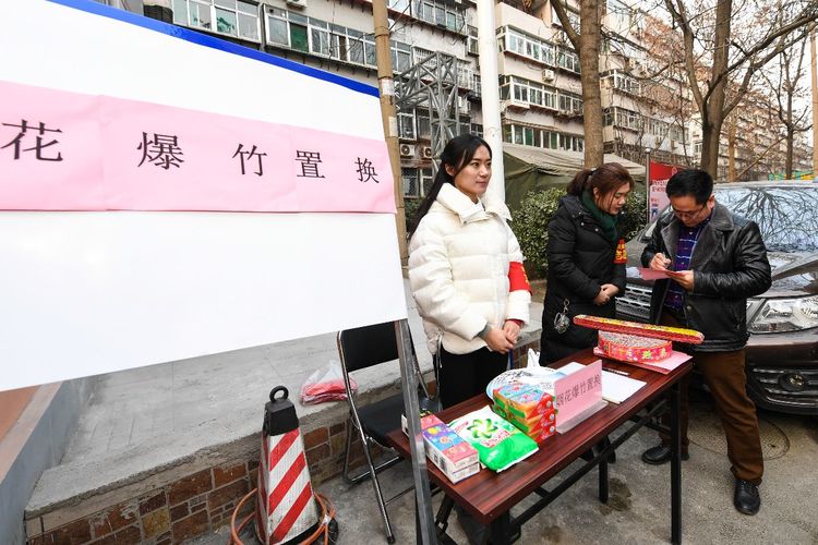 市委宣传部督导组到市中区检查烟花爆竹禁放工作