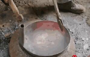 一夜爆红!舌尖3种草一口锅 攒了3年的口水却被章丘铁锅抢了风头