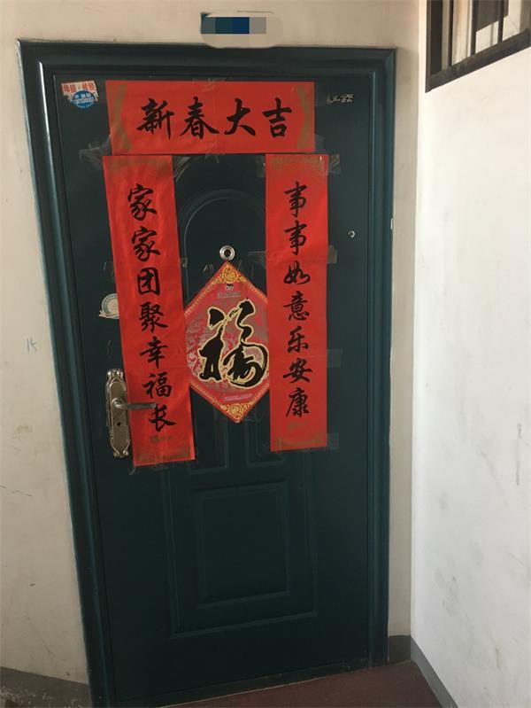 年轻女子疑因“想不开”烧炭自杀