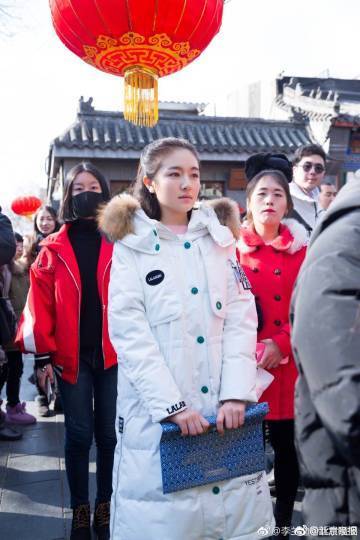 李兰迪现中戏艺考青春逼人 《你好旧时光》女主满满胶原蛋白低调可爱