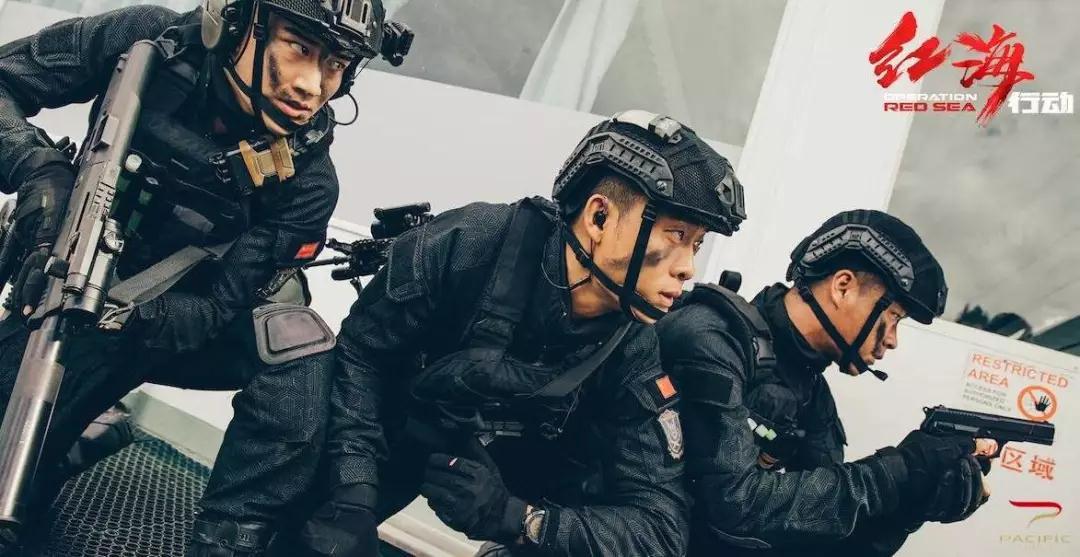 他们不是电影里“不死系列的光环英雄” 而是在用生命守护着生命…