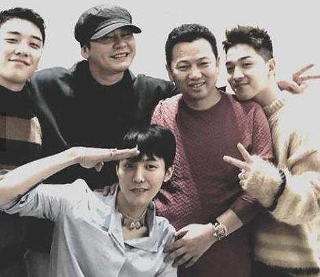 权志龙入伍服兵役 梁铉锡与BIGBANG成员聚餐不舍与G-DRAGON暂别