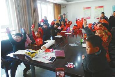 ����������Ԫ�� ��ɫ���ڻ�����