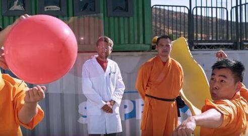 这个少林绝技的视频火了 外国网友惊到“炸裂”