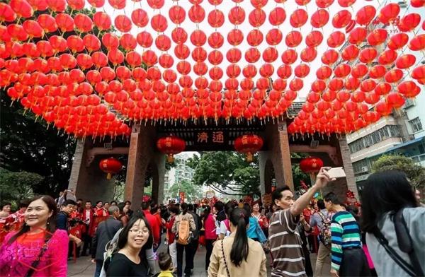 从白天到黑夜，美轮美奂！美图直击广东佛山全城欢乐行通济！