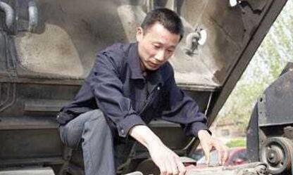 第四批全国岗位学雷锋标兵名单公布 济南一小伙获殊荣