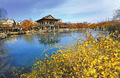 严守“禁鞭令” 共享“泉城蓝” 这个元宵节月朗风清