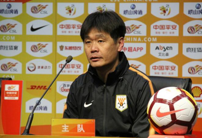 李霄鹏：感谢球迷支持 鲁能有很多有潜力球员