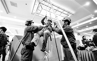 京津冀志愿服务联盟成立 北京市举办“爱满京城”学雷锋志愿服务主题推动日活动