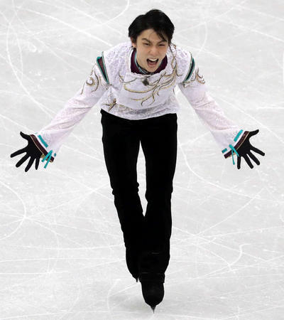 200多万元！羽生结弦拍卖冰鞋 网友：厉害了一双鞋就能买套房子