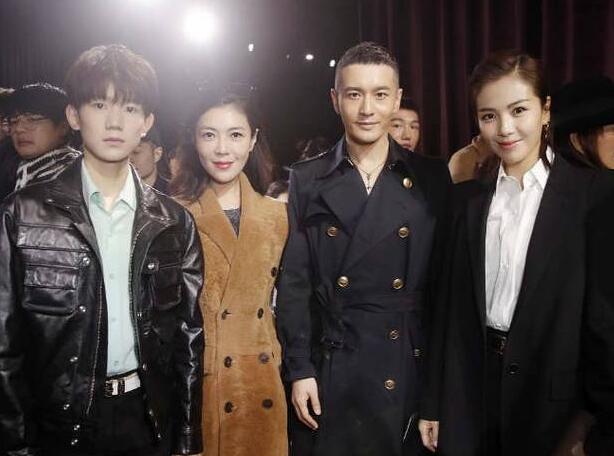 刘涛晒巴黎看秀照气场不弱 身旁黄晓明却意外抢戏