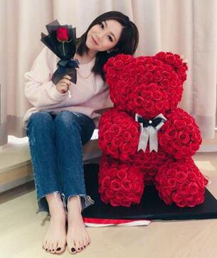 邓紫棋三访王源化妆室吃“闭门羹”  突然喊话让王源粉丝激动不已