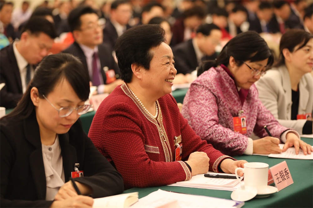 图说：牢记嘱托 再踏征程