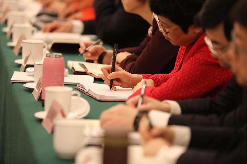 图说：牢记嘱托 再踏征程