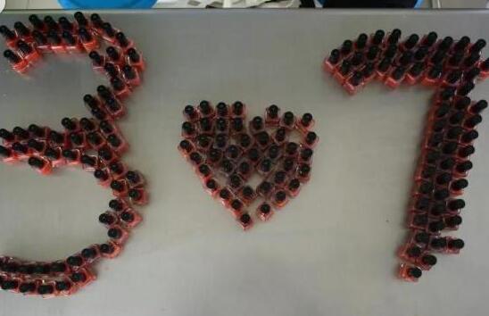 煞费苦心!自制指甲油送女生变废为宝 302瓶